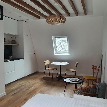 Chambre D'Hotes Confort Et Charme Paris 9Eme Bagian luar foto
